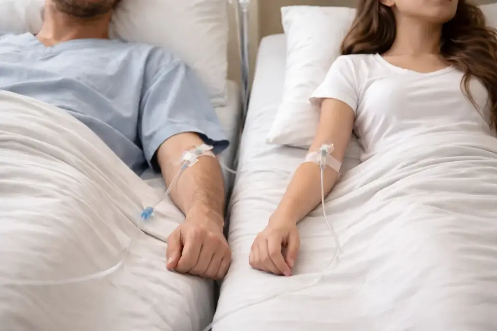 Oğuzda DƏHŞƏTLİ HADİSƏ - Toydan qayıdan ata və qızı xəstəxanalıq oldular