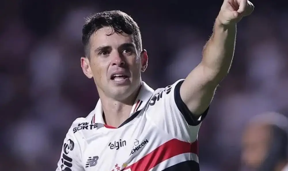 Ürəyində problem yarandı, karyerasını bitirdi