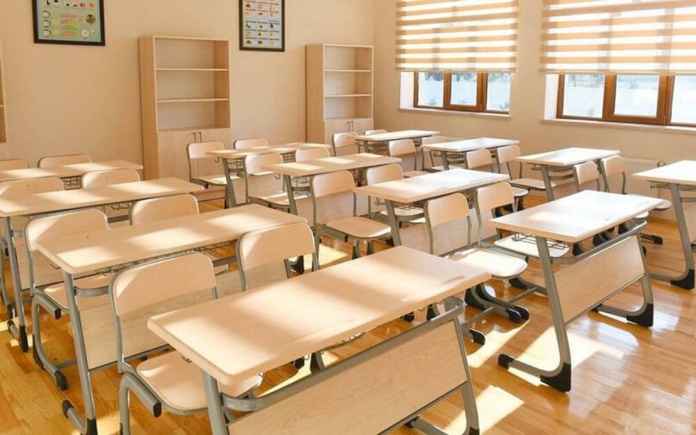 Hava şəraiti ilə bağlı bəzi məktəblərdə tədrisdə fasilələr yaranıb