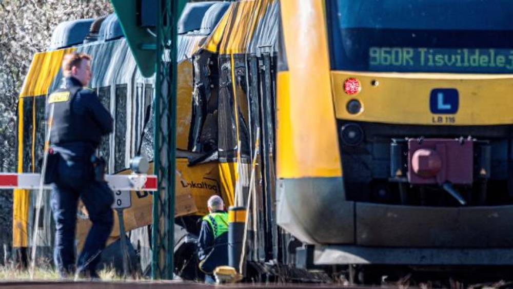 Danimarkada qatarlar toqquşdu: Yaralananlar var