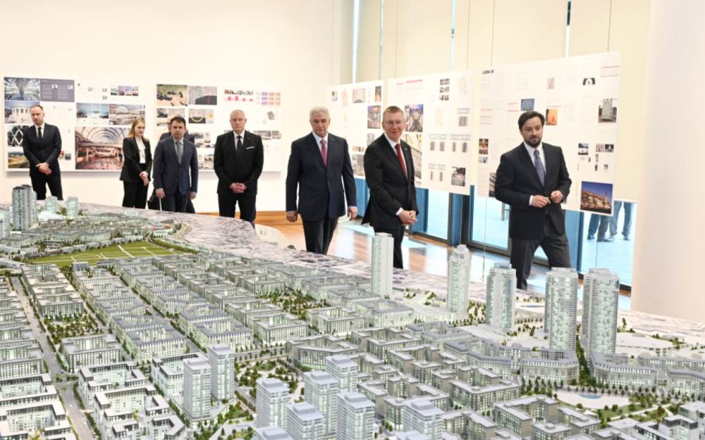 Latviya Prezidenti “Bakı Ağ Şəhər”də - FOTOLAR