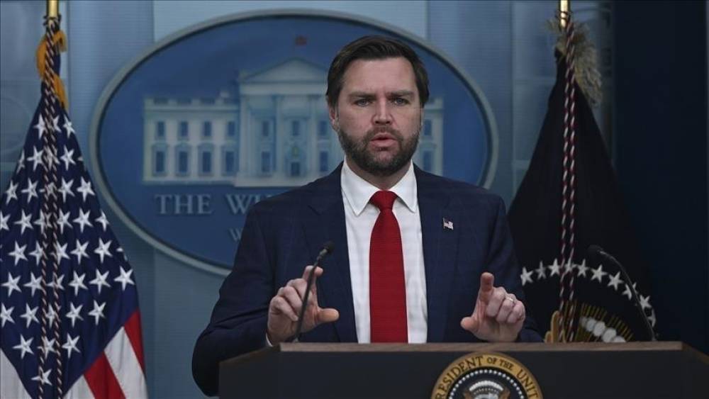 Vens: Trampın səhhəti pisləşərsə, mən prezident olmağa hazıram