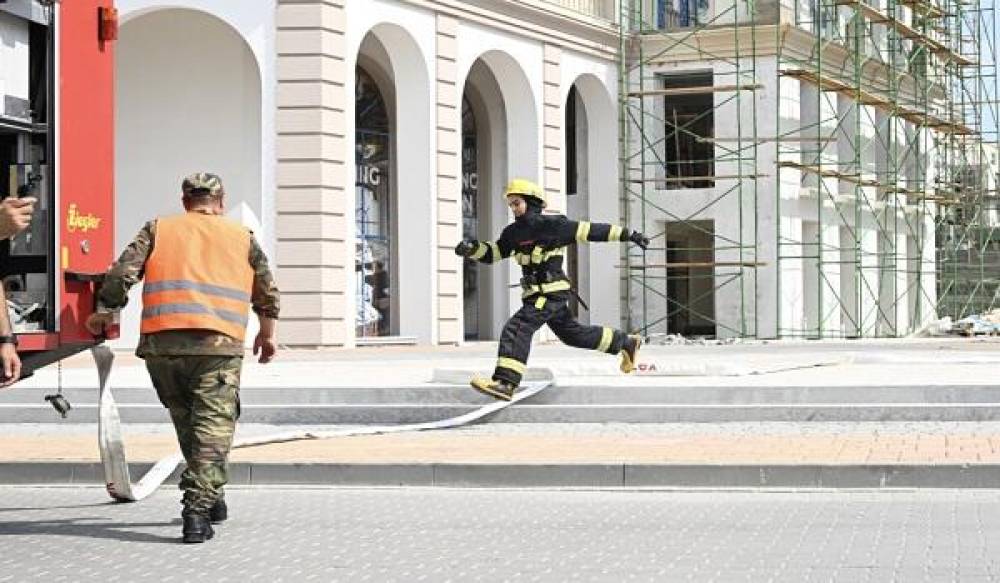 FHN "Sea Breeze"də təlim keçdi