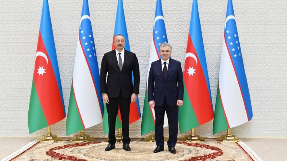 Şavkat Mirziyoyev İlham Əliyevə məktub göndərdi