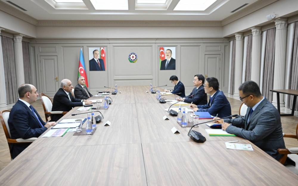 Əli Əsədov Vanq Lijun ilə görüşdü