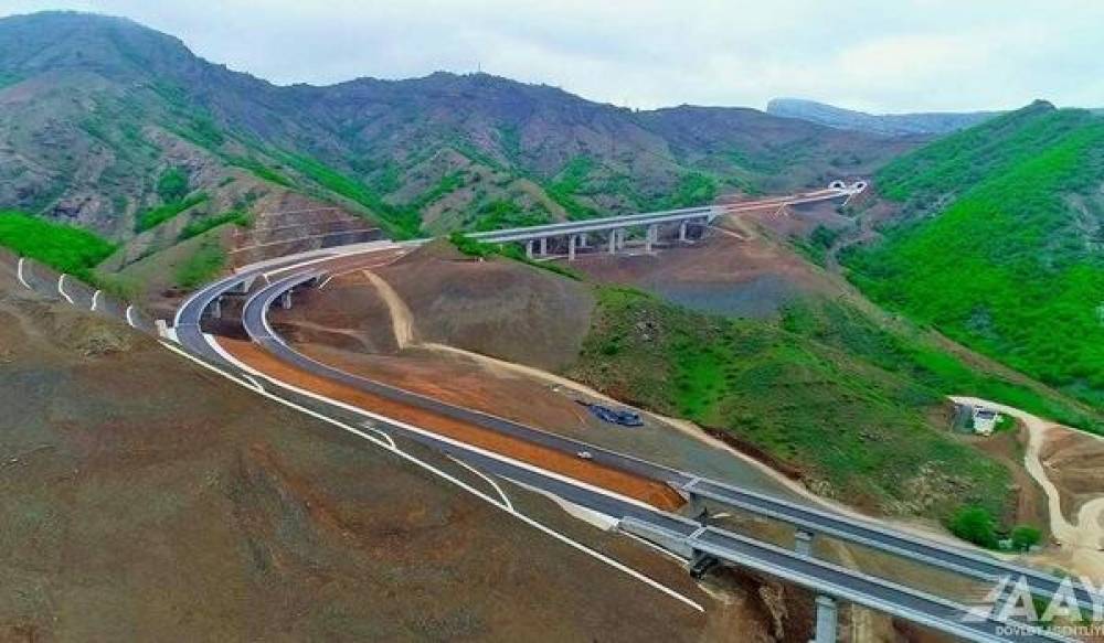 Azərbaycandakı bu yol qalib oldu