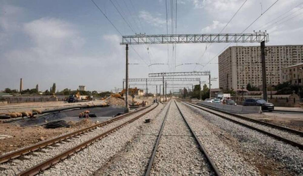 Bakıda dəmiryolu stansiyasından çürümüş meyit tapıldı