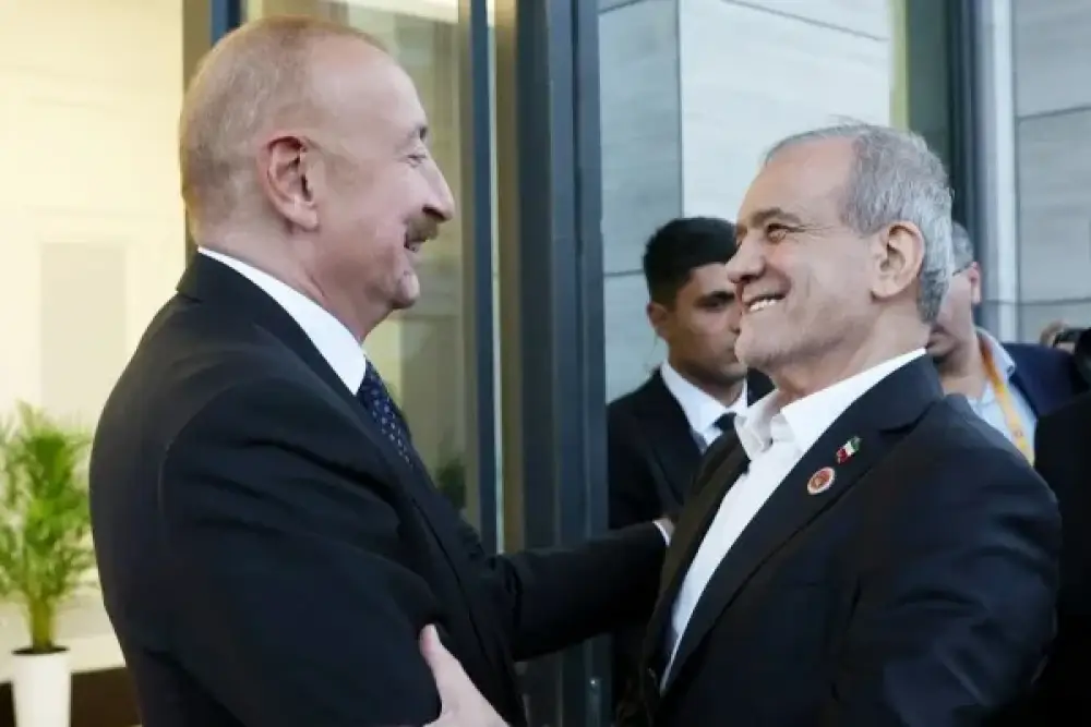 İlham Əliyevlə Pezeşkian arasında görüş oldu - YENİLƏNİB (FOTO/VİDEO)