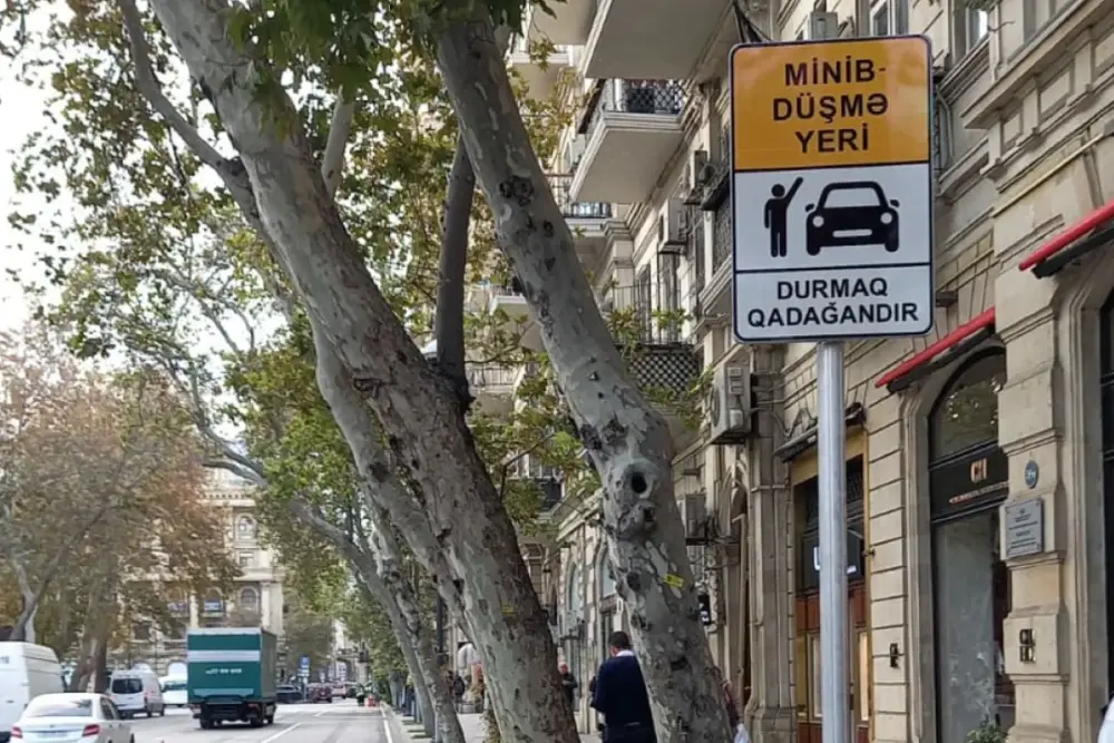 Bakıda 10 ünvanda minib-düşmə yerləri və taksi duracaqları təşkil olunub