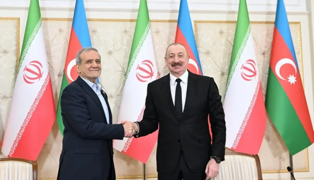 İlham Əliyev Məsud Pezeşkiana təşəkkür etdi