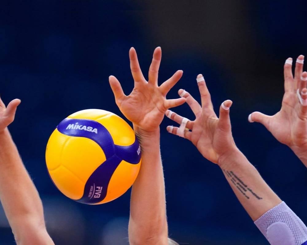 Qadın voleybolçular arasında yüksək Liqa başlayır