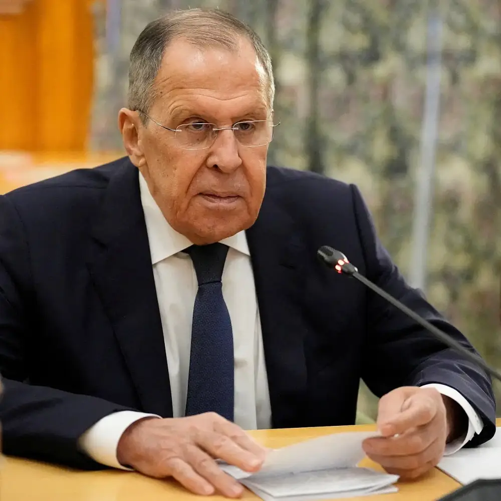 Lavrov: Rusiya sülh istəyinə əsaslanan təşəbbüsləri nəzərdən keçirir