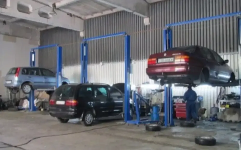 Qaldırıcı qırıldı - Usta əzilib öldü