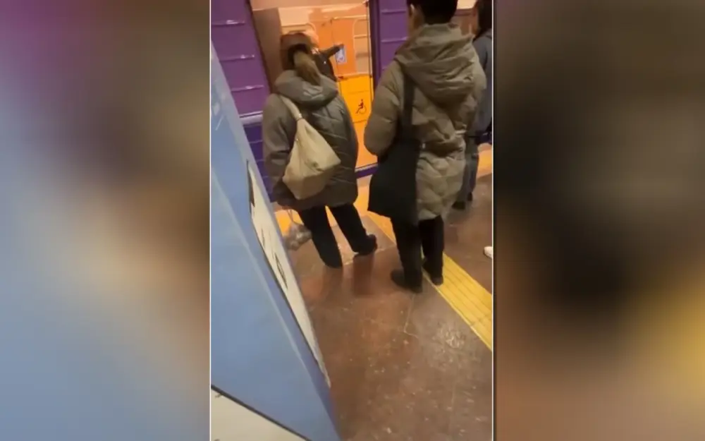 "Nəriman Nərimanov" stansiyasında qatarda tüstülənmə olub - VİDEO