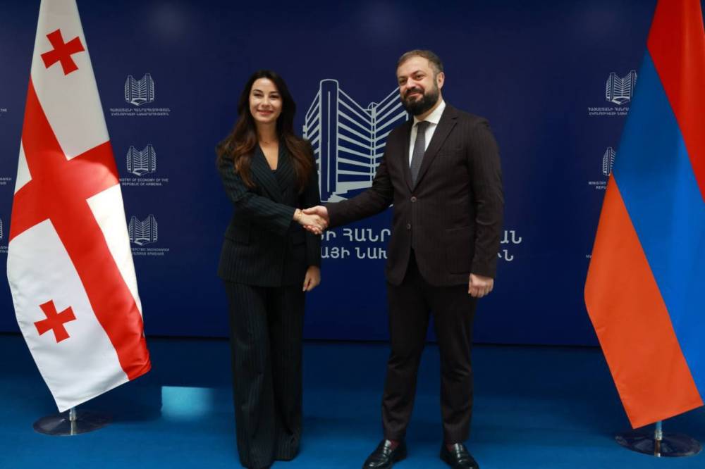 Ermənistan və Gürcüstan əməkdaşlığın genişləndirilməsini müzakirə edib