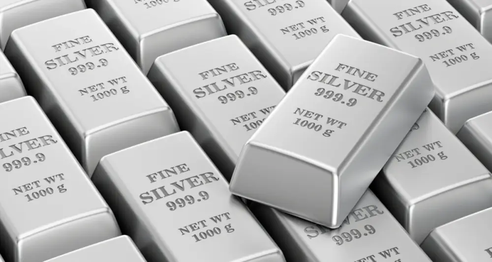 Gümüşün qiyməti tarixi maksimumunu yeniləyib