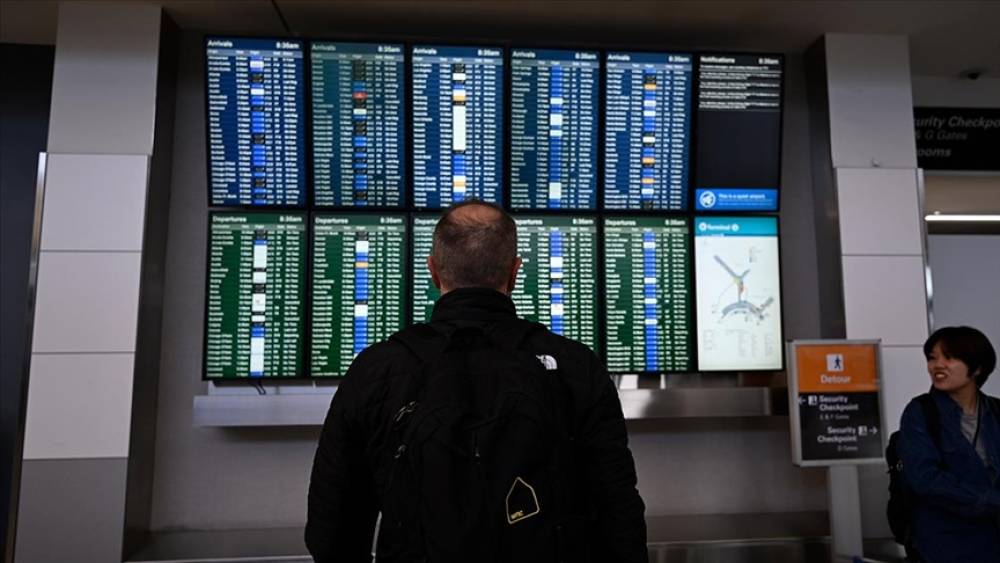 ABŞ-da qar fırtınası səbəbindən 1000-dən çox uçuş ləğv edildi