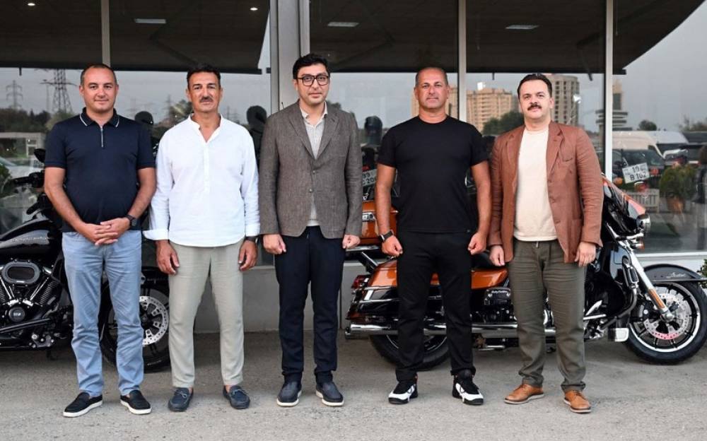 Fərid Qayıbov moto klubların fəaliyyəti ilə tanış olub