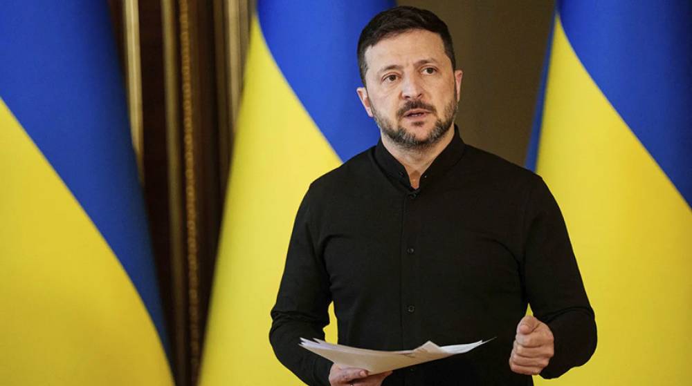 Zelenski: Rusiya ordusu Ukraynaya 13 raket və 728 PUA ilə hücum etdi