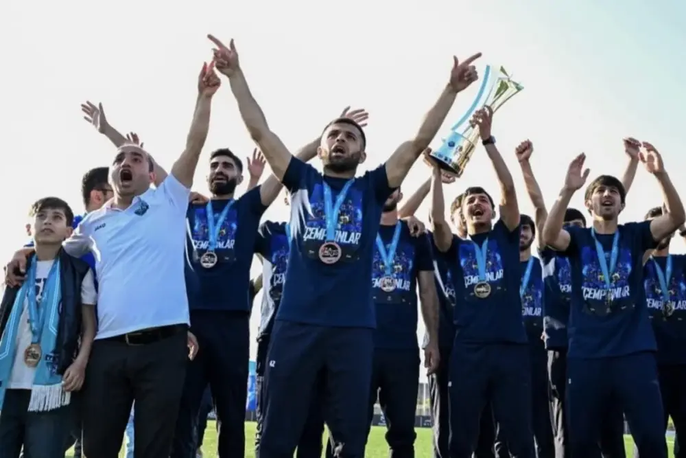 Çempionla yollar ayrılır - Premyer Liqa klubu hərəkətə keçdi