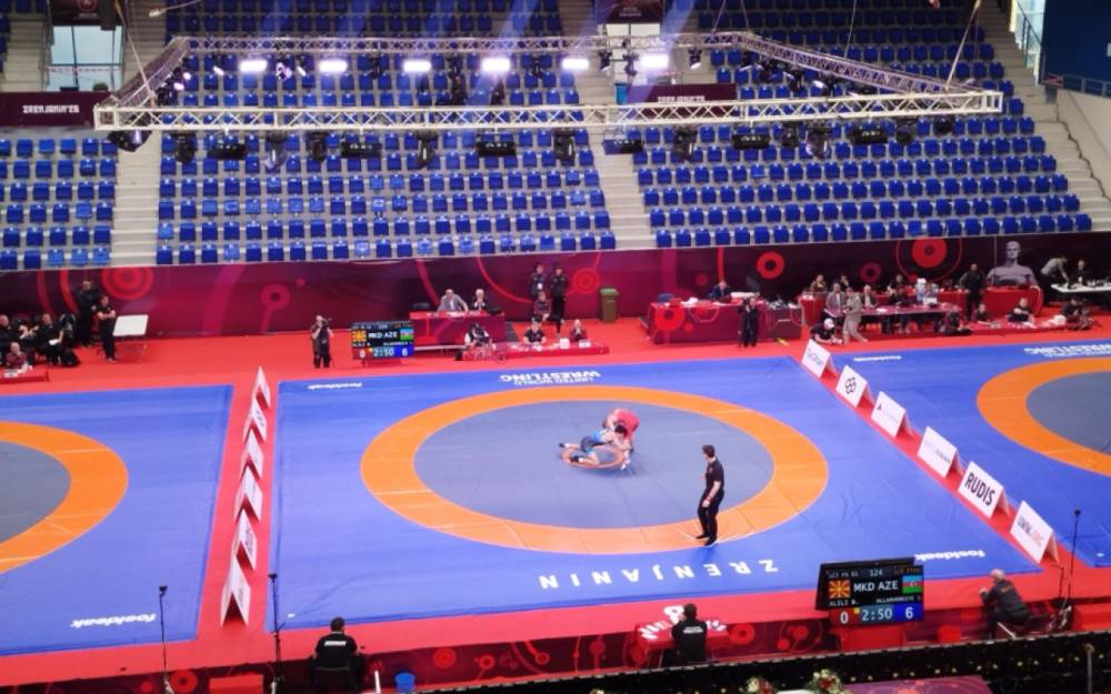 Azərbaycanın daha 3 güləşçisi Avropa çempionatının finalına yüksəldi