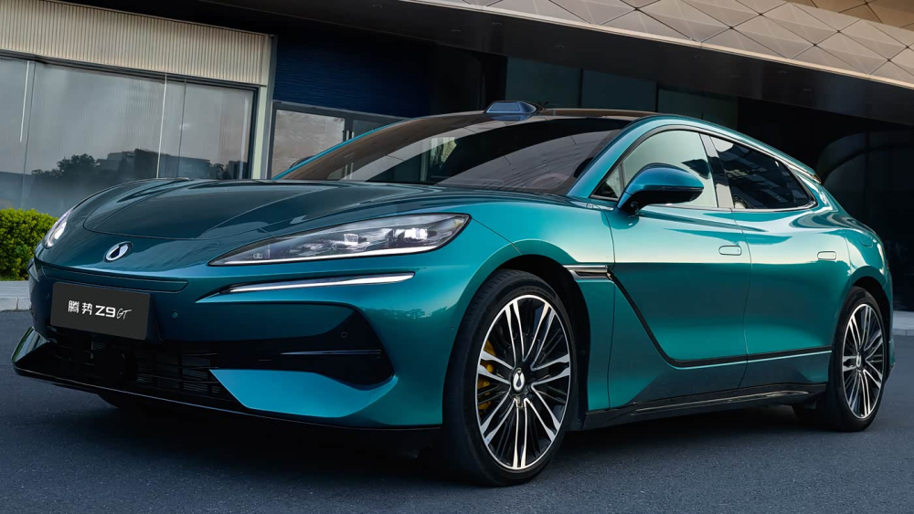 Dünyanın ən uzun mənzilli elektrik avtomobili təqdim edildi