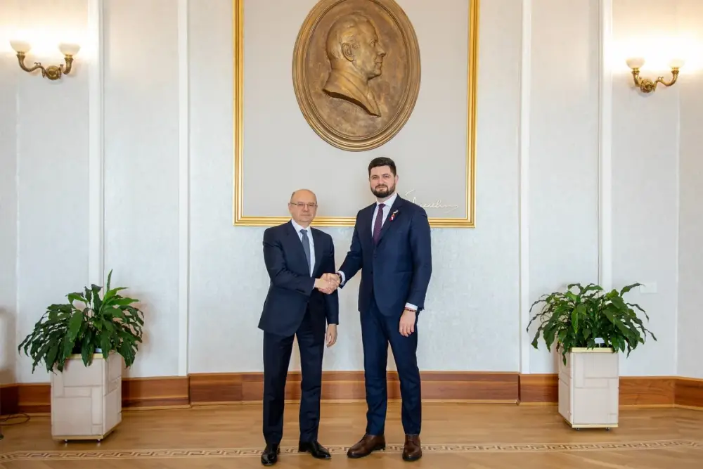 Azərbaycan və Moldova "yaşıl enerji"də yeni əməkdaşlığı müzakirə edib