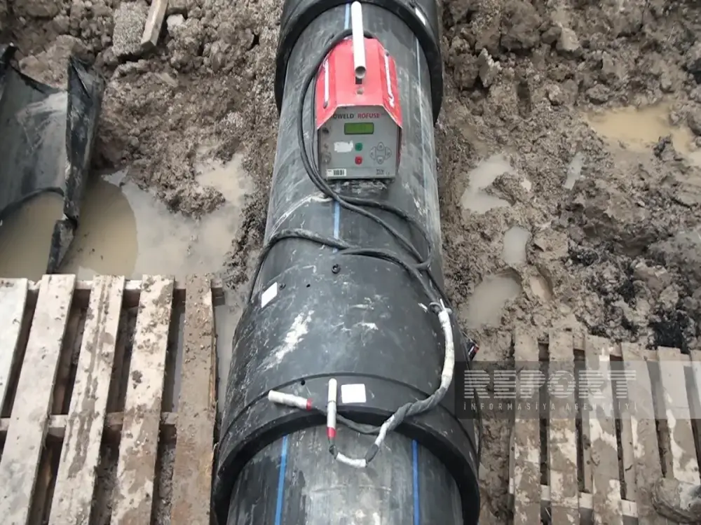 Kürdəmirdə magistral su xətti partlayıb, 6 kənd susuz qalıb