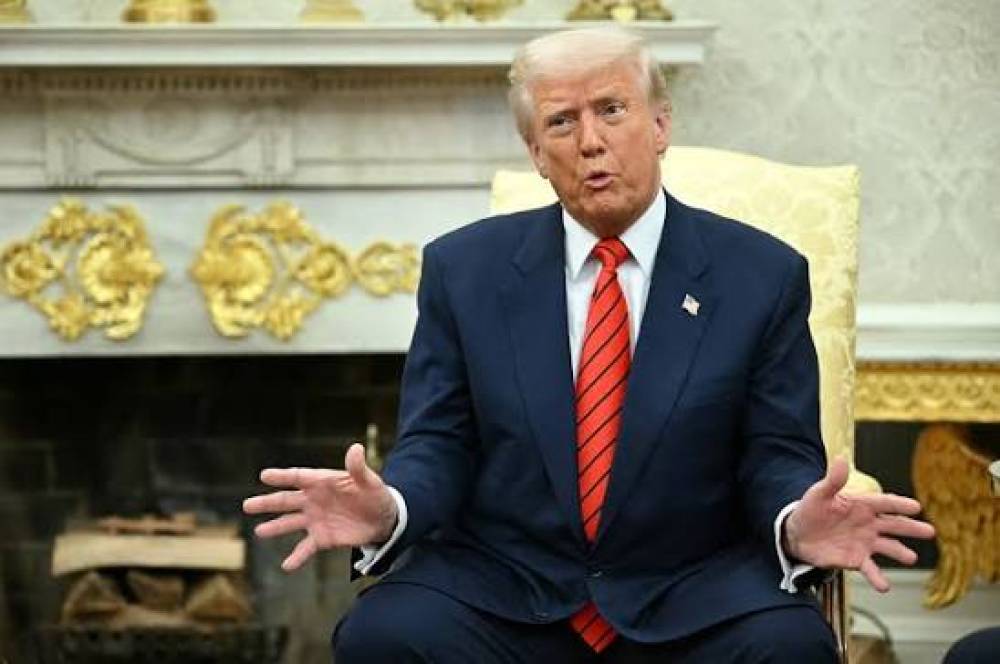 İrana məxsus 60 min atan qayığı məhv etdik - Tramp 