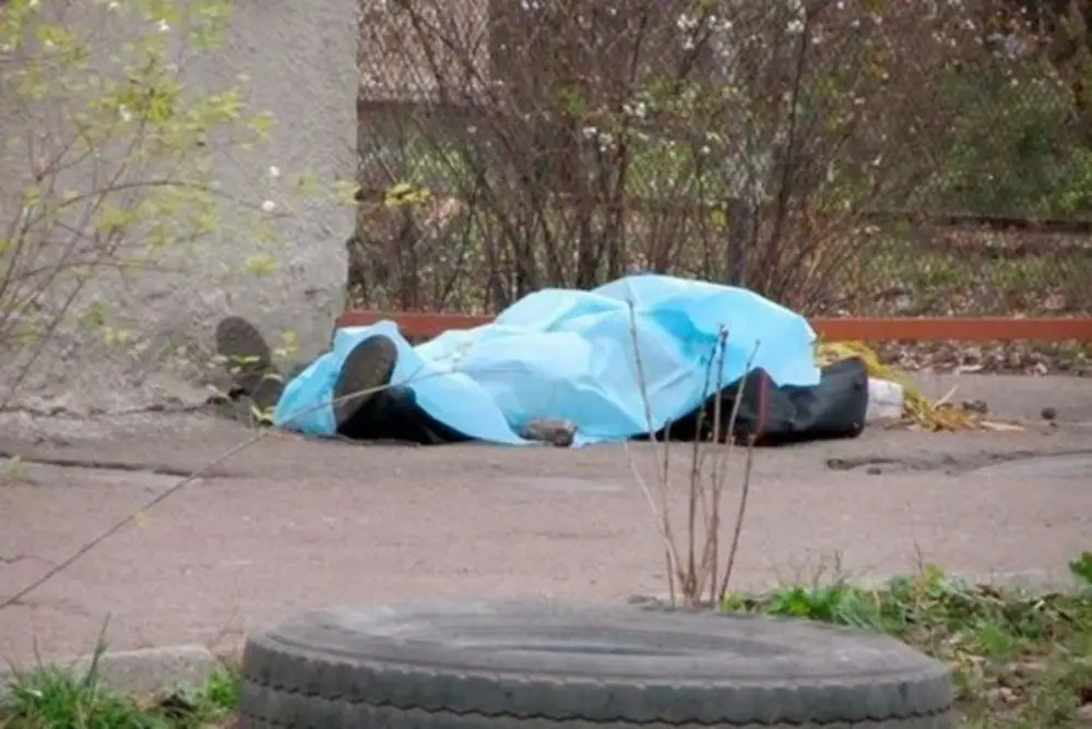 Şəmkirdə 65 yaşlı kişi yıxılıb öldü