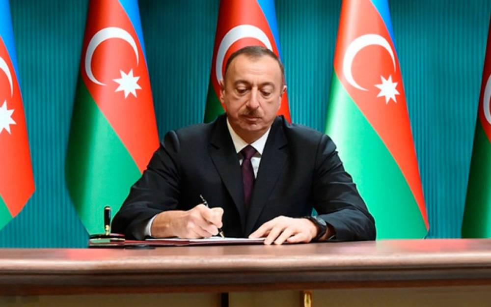 Prezident bu məhkəmələrə sədrlər təyin etdi - SƏRƏNCAM