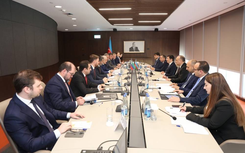 Azərbaycan Dağıstanla ticarət və investisiya əməkdaşlığını möhkəmləndirilməsini müzakirə edib