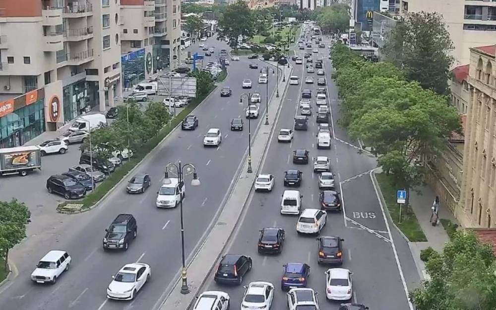 Bakının tıxaclı yolları açıqlanıb - SİYAHI