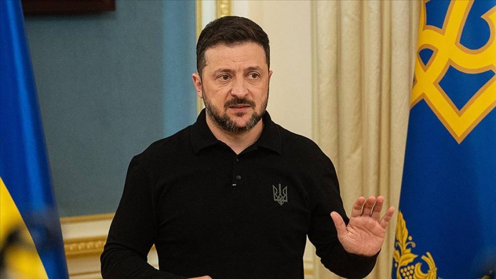 Zelenski: Rusiya müharibəni bitirməli olacaq