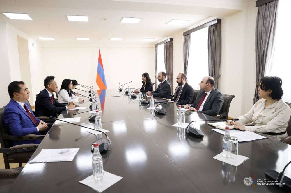 Ermənistan XİN Mirzoyan Çinə səfər etdi 