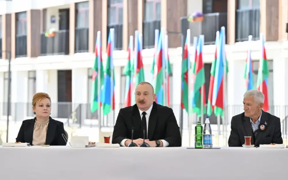 “Şuşa əldən gedərsə, başıma güllə çaxaram” deyən namərd orada-burada sülənir” - Prezident