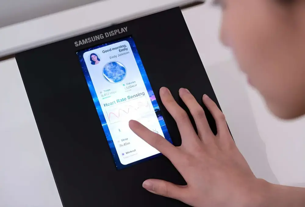 ​Samsung qan təzyiqini və ürək döyüntüsünü ölçən ekran təqdim edib 