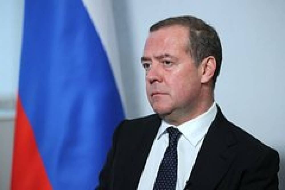 Medvedev Rusiyanın nüvə silahından istifadə etməsi barədə danışdı