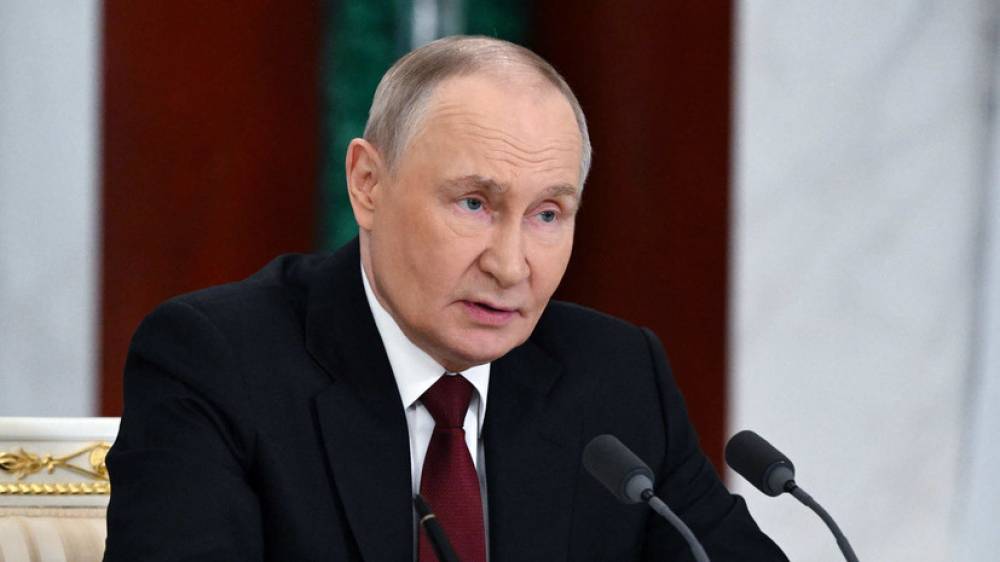 Putin: Rusiyanın şərqə yönəlməsi Ukraynadakı münaqişə ilə əlaqəli deyil