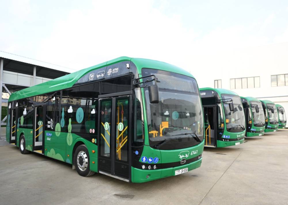 Bakıda elektrik mühərrikli yeni avtobuslar - FOTOLAR