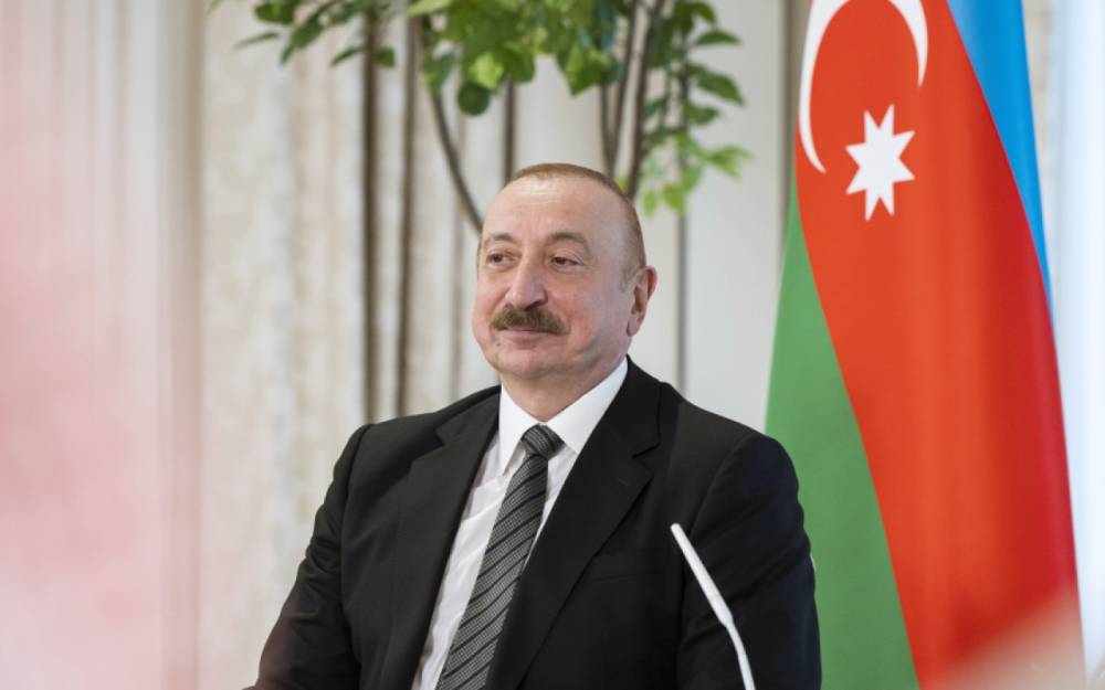 Prezident onları təltif etdi - SİYAHI