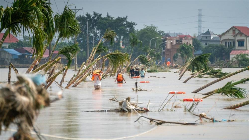 Vyetnamda daşqınlar və torpaq sürüşmələri: 10 nəfər həlak oldu