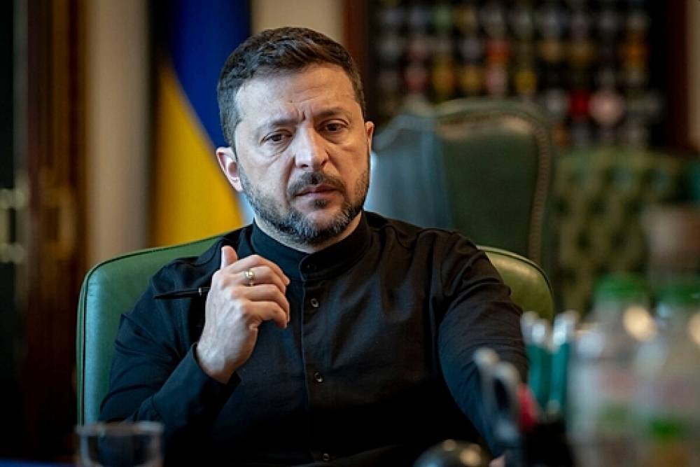 Zelenski: Rusiyanın sənaye obyektlərinə hücumlar uzunmüddətli sanksiyalarla bağlıdır