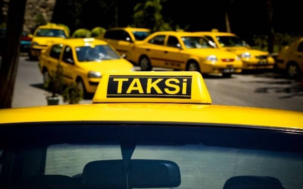 Mövcud taksi buraxılış kartları ləğv edilməyəcək