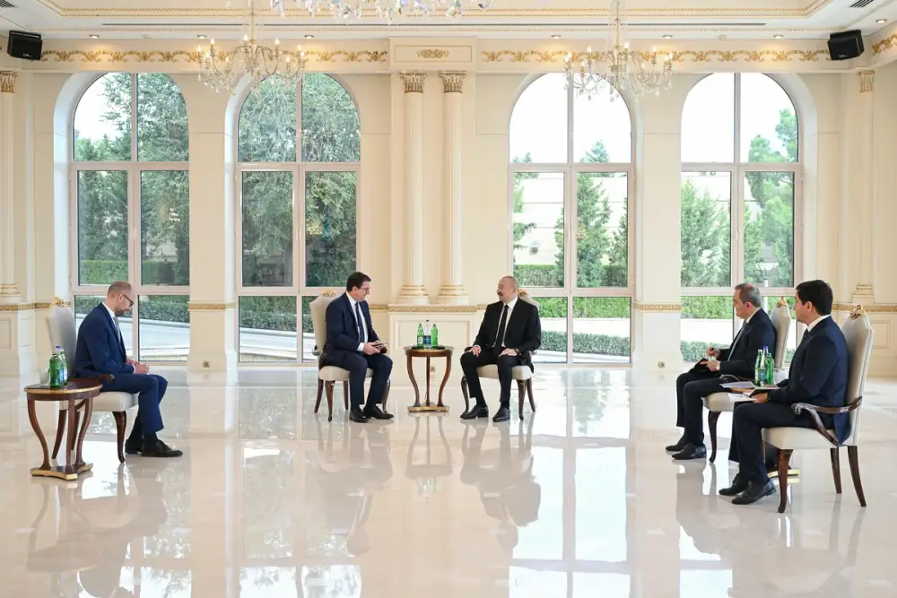 İlham Əliyev Avstriyanın Azərbaycana yeni təyin olunmuş səfirini qəbul edib
