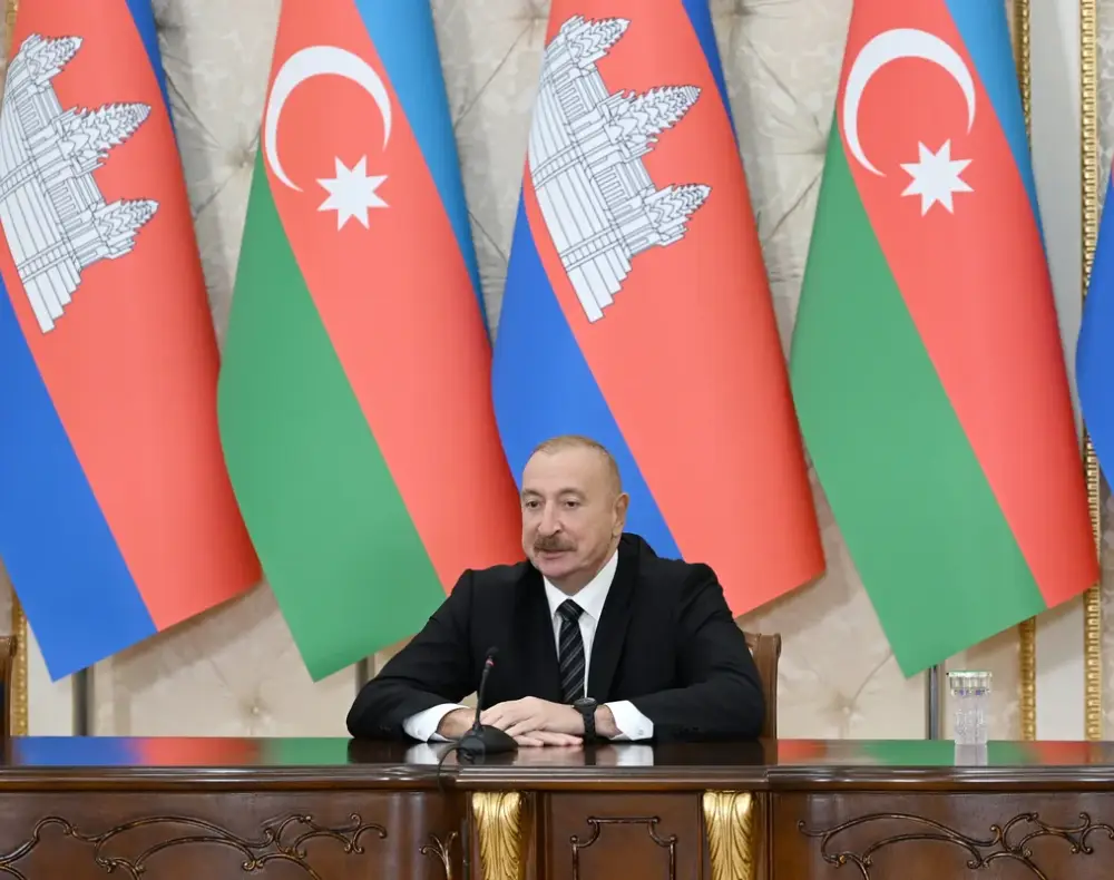 İlham Əliyev: "Kamboca ilə beynəlxalq təşkilatlarda çox sıx əməkdaşlıq edirik"