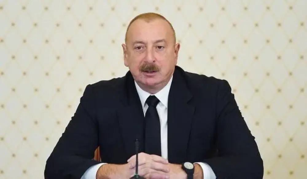 Prezidentlər mətbuata bəyanatlarla çıxış etdilər