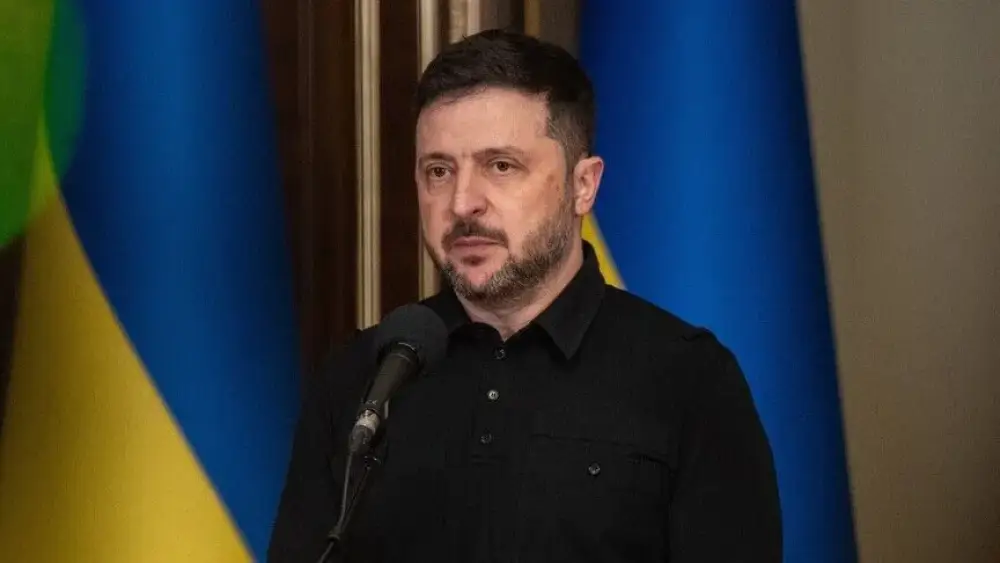Politico: Zelenski üçün AB-nin diqqətini Ukraynaya yönəltmək çətin olacaq