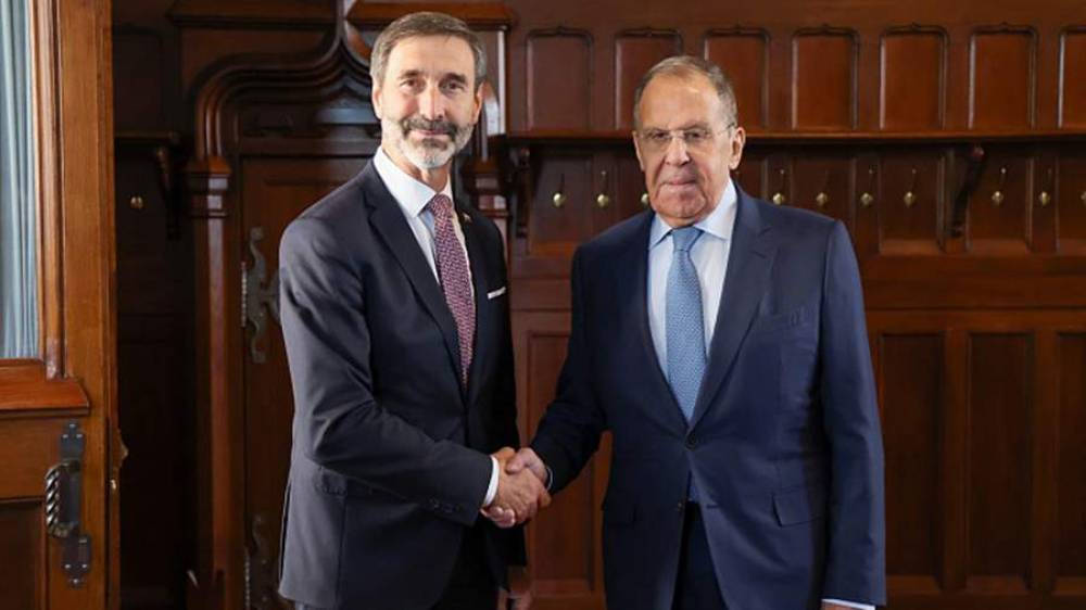 Rusiya və Slovakiyanın XİN rəhbərləri Ukraynadakı vəziyyəti müzakirə edib