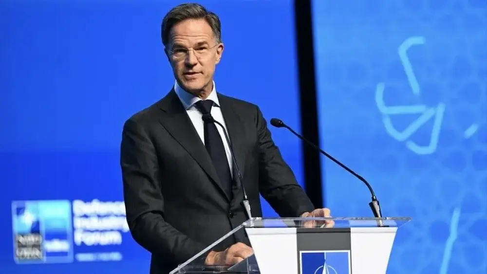 Rutte Zelenski ilə danışdı